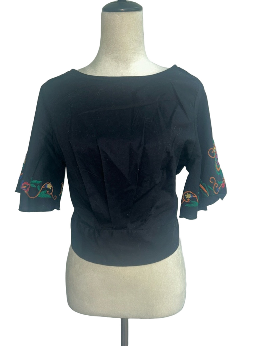 Black Embroidered Sleeve Women's Top: Size Large